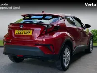 Used Toyota C-HR 122 HP (89 kW) 2023 Red SUV