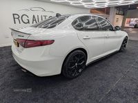 Used Alfa Romeo Giulia 280 HP (205 kW) 2019 White Sedan
