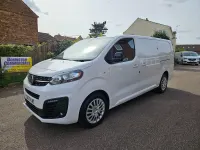 Usado Vauxhall Vivaro S 100 HP (73 kW) 2023 Branco Monovolume