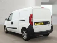 Used Fiat Doblò 95 HP (69 kW) 2019 White MPV