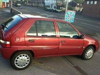 Begagnad Citroën Saxo 2001 Halvkombi