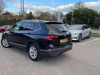 Used VW Tiguan Allspace Life 150 HP (110 kW) 2024 Black SUV