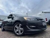 Used Vauxhall Astra SRi 165 HP (121 kW) 2014 Black Estate