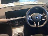 Begagnad BMW 320 M Sport 181 HK (133 kW) 2025 Vit Kombi
