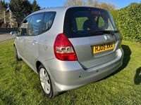 Used Honda Jazz SE 82 HP (60 kW) 2005 Silver Hatchback