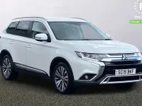 Used Mitsubishi Outlander 150 HP (110 kW) 2019 White SUV