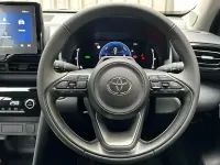 New Toyota Yaris Cross 116 HP (85 kW) 2026 Red SUV