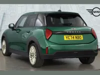 Used Mini Cooper Exclusive 200 HP (147 kW) 2024 Green Hatchback