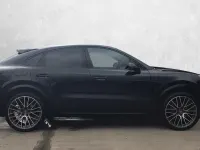 Usado Porsche Cayenne 340 HP (250 kW) 2020 Preto SUV