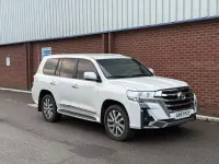 Used Toyota Land Cruiser 288 HP (211 kW) 2008 White SUV