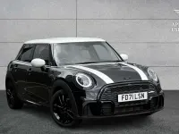 Begagnad Mini Cooper Sport 134 HK (98 kW) 2022 Svart Halvkombi