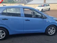 Usado Kia Picanto 66 CV (48 kW) 2022 Azul Utilitario
