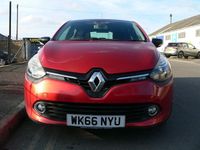 Used Renault Clio IV Dynamique 2016 Red Hatchback