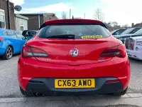 Second-hand Vauxhall Astra GTC SRi 2013 Roșu Hatchback