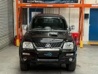 Usado Mitsubishi L200 Warrior 113 HP (83 kW) 2006 Preto Pickup
