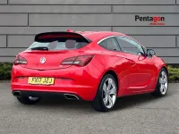 Used Vauxhall Astra GTC 276 HP (202 kW) 2017 Red Coupe