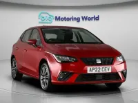 Usado Seat Ibiza SE Technology 94 CV (69 kW) 2022 Rojo Utilitario