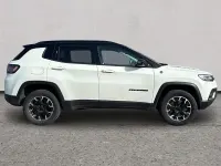 Begagnad Jeep Compass Trailhawk 2023 Vit SUV