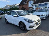 Used Hyundai i20 SE 100 HP (73 kW) 2019 White Hatchback
