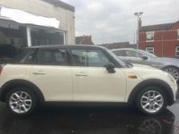 Used Mini Cooper Hatch 2017 White Hatchback