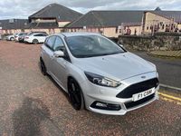 Used Ford Focus ST 250 HP (183 kW) 2017 Silver Hatchback