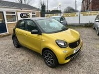 Used Smart ForFour Premium 90 HP (66 kW) 2015 Yellow Hatchback