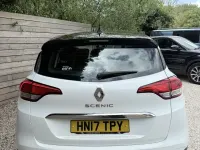 Used Renault Scénic Dynamique 110 HP (80 kW) 2017 White/black MPV