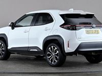 Used Toyota Yaris Hybrid Design 116 HP (85 kW) 2022 White Hatchback