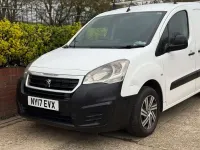 Used Peugeot Partner 2017 White