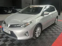 Used Toyota Auris 132 HP (97 kW) 2014 Silver Hatchback