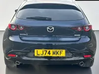 Begagnad Mazda 3 Exclusive-Line 122 HK (89 kW) 2023 Halvkombi