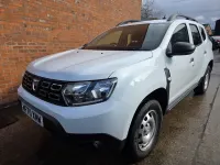 Used Dacia Duster Essentiel 101 HP (74 kW) 2020 White SUV