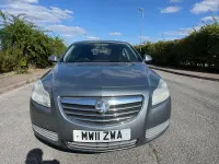 Used Vauxhall Insignia 140 HP (102 kW) 2011 Silver Hatchback