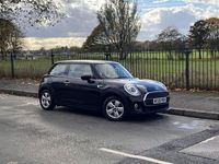 Used Mini ONE Classic 102 HP (75 kW) 2020 Black Hatchback