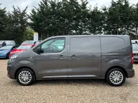 Used Vauxhall Vivaro S 120 HP (88 kW) 2023 Grey MPV