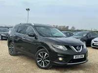 Used Nissan X-Trail Tekna 130 HP (95 kW) 2015 Green SUV