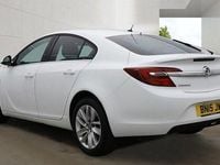 Second-hand Vauxhall Insignia SRi 163 CP (119 kW) 2015 Alb Hatchback