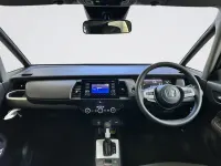 Usado Honda Jazz Hybrid 109 HP (80 kW) 2022 Cinzento Citadino