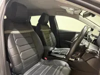 Begagnad Citroën C4 Shine 127 HK (93 kW) 2021 Grå Halvkombi