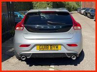 Used Volvo V40 R-Design 190 HP (139 kW) 2018 Silver Hatchback