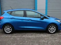 Begagnad Ford Fiesta Zetec 100 HK (73 kW) 2019 Blå Halvkombi