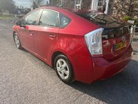 Usado Toyota Prius T3 2010 Rojo Utilitario