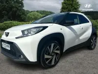 Used Toyota Aygo X 72 HP (52 kW) 2023 White SUV