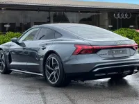 Nouă Audi e-tron GT quattro Design 369 kW (503 CP) 2026 Gri Berlinǎ