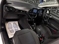 Used Ford Fiesta Zetec 2018 White Hatchback