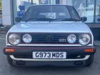 Begagnad VW Golf II 1989 Vit Halvkombi