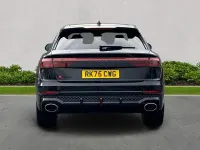 Używany Audi RS Q8 Comfort 600 KM (441 kW) 2025 Czarny SUV