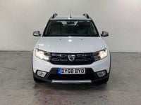 Used Dacia Sandero Essentiel 90 HP (66 kW) 2018 White Hatchback