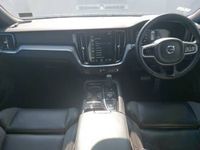 Used Volvo S60 R-Design 390 HP (286 kW) 2021 White Sedan