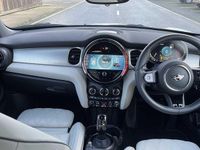 Used Mini Cooper Exclusive 134 HP (98 kW) 2023 White Hatchback